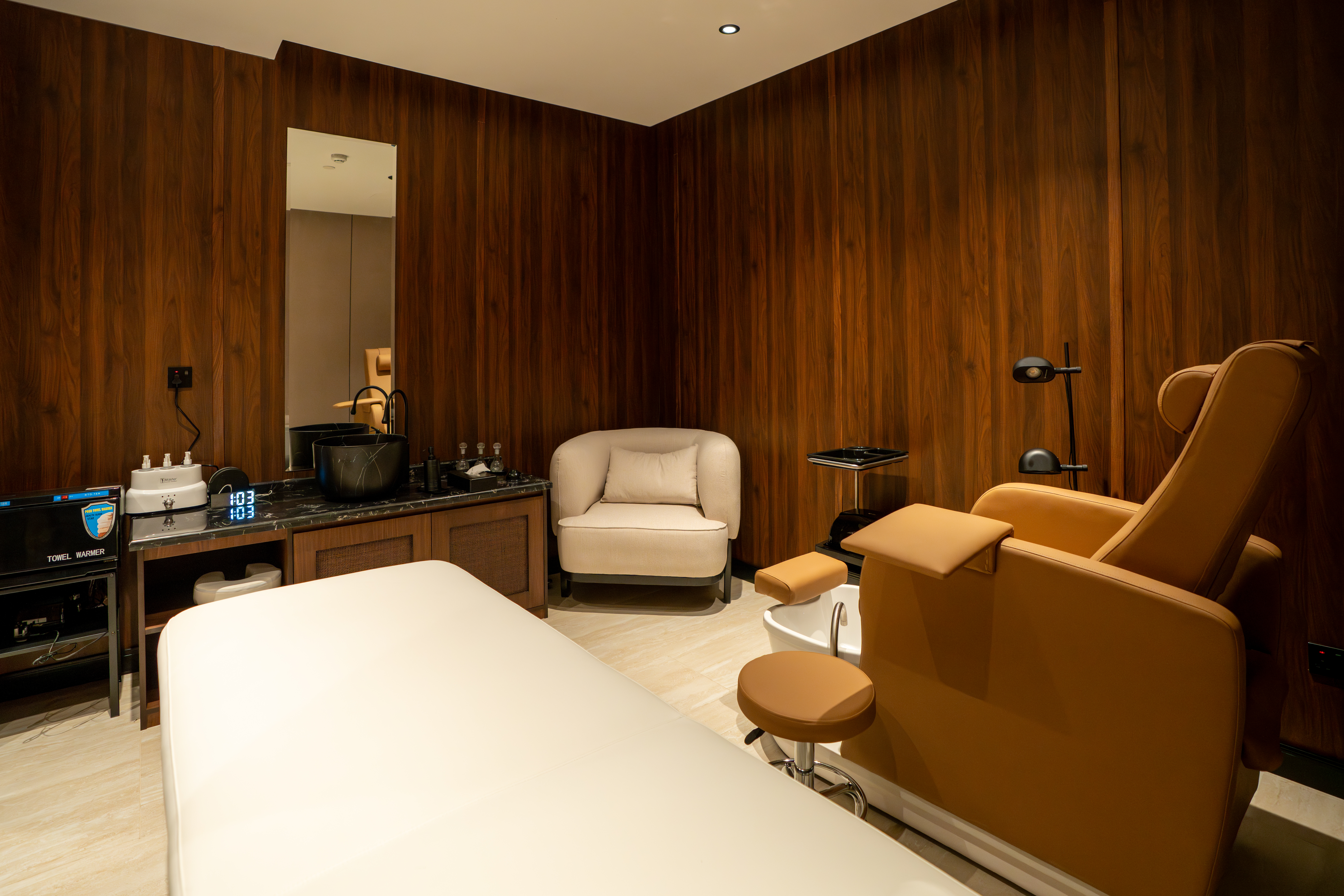 Him Spa